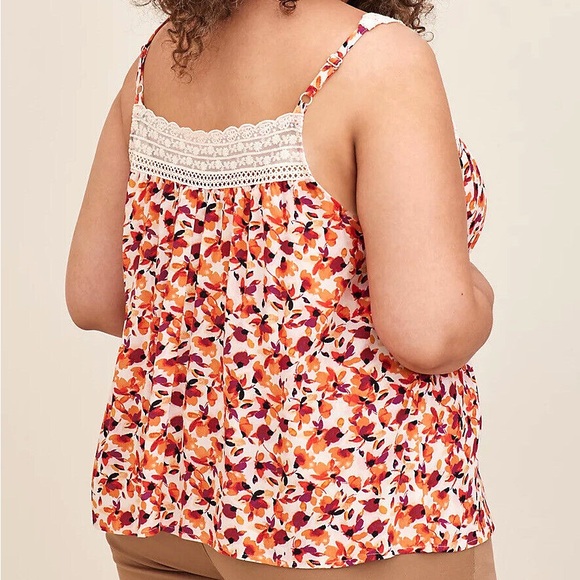 NWT Torrid Gauze Crochet Detail Tank - Picture 5 of 10
